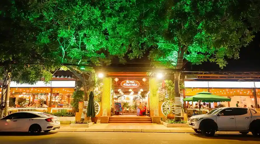 Nhà hàng Ẩm Thực Quê Nhà
