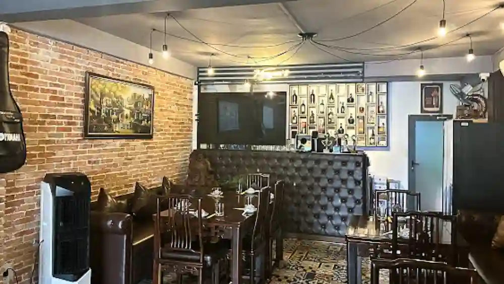 NGUYEN’S – Nhà Hàng Quận 4 Kết Hợp Á – Âu Tinh Tế
