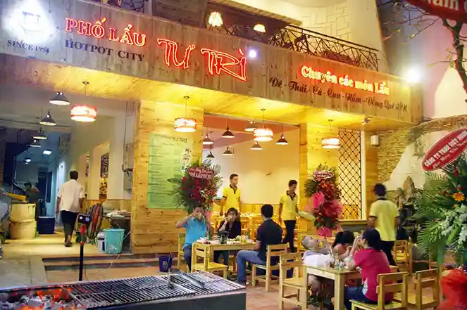 Tư Trì – Quán sân vườn truyền thống, phòng VIP cực rộng