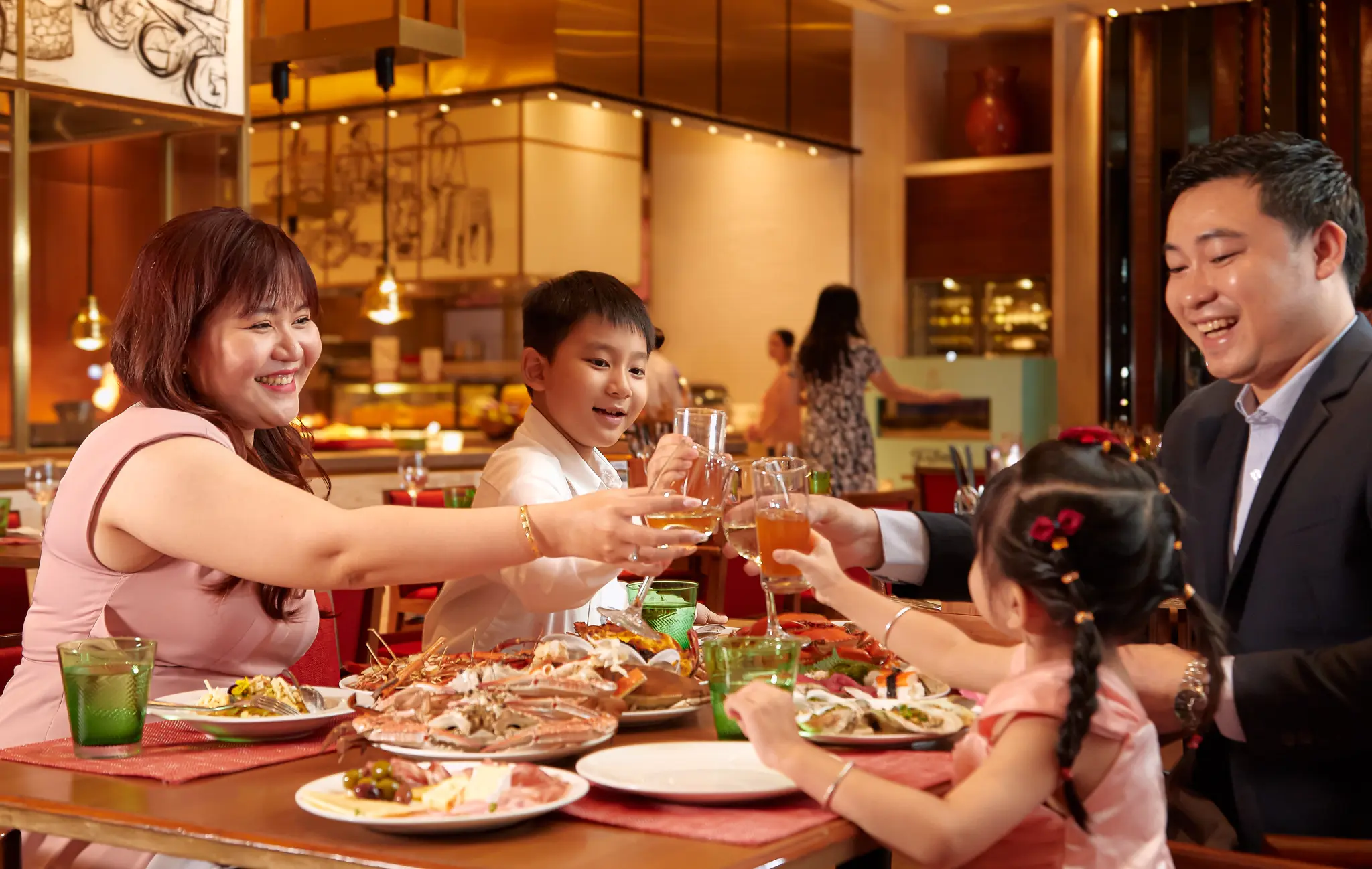 Saigon Café – Buffet hải sản cao cấp tại Sheraton Saigon