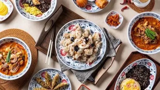 Doyajjambbong – Mì Cay & Hải Sản Hàn Quốc