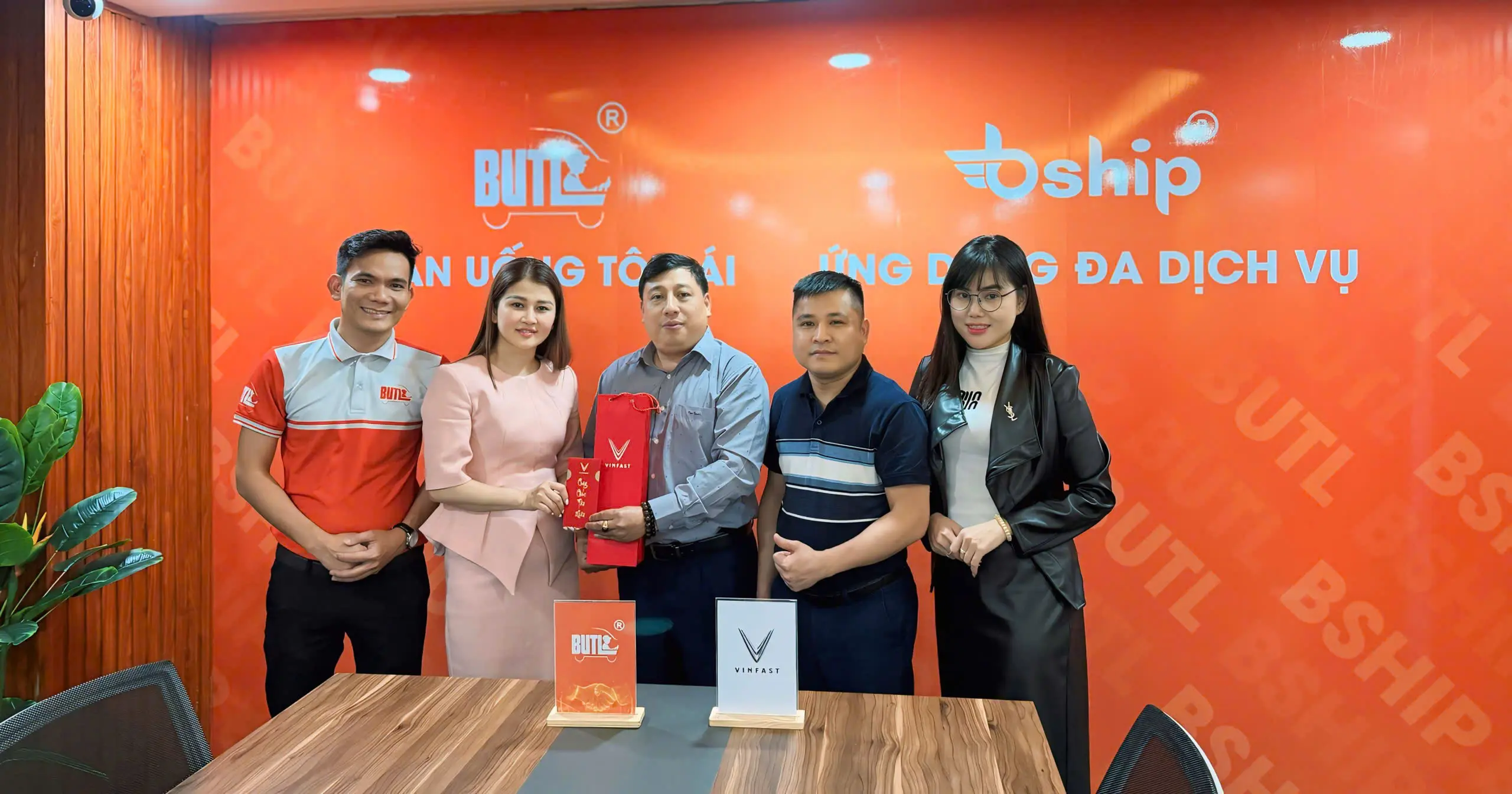 BUTL – Ứng dụng thuê tài xế lái hộ tiên phong tại Việt Nam