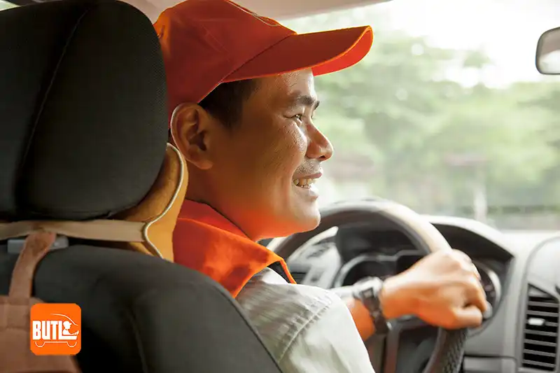 Tài xế lái hộ BUTL luôn chuyên nghiệp, tận tình và bảo đảm đưa chủ xe và phương tiện của bạn về nhà an toàn.