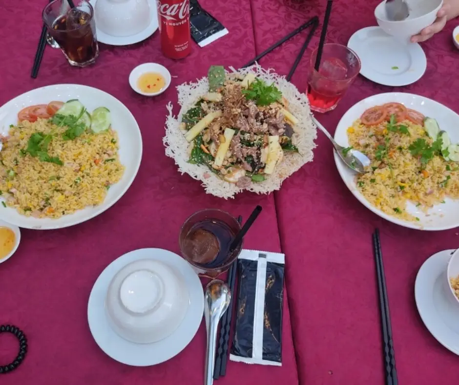 Hẻm Quán – style Sài Gòn xưa, dễ tìm chỗ đậu xe