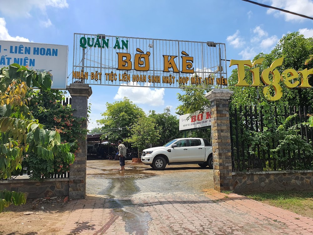 Quán Bờ Kè (Nguyễn Hữu Trí)