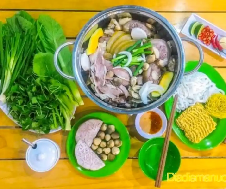 Lẩu Bò Ông Già