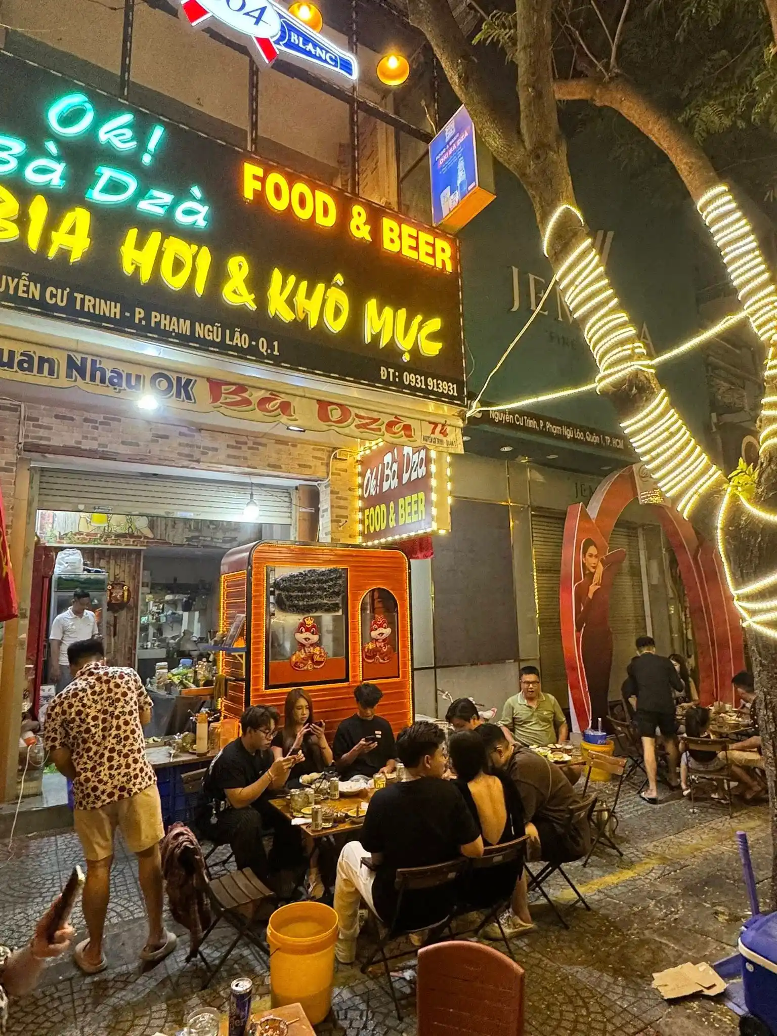 Ok Bà Dzà – Lẩu riêu cua, mực nướng đậm đà