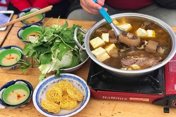 Lẩu Bò Cầu Ngang – Lẩu bò đậm vị miền Nam