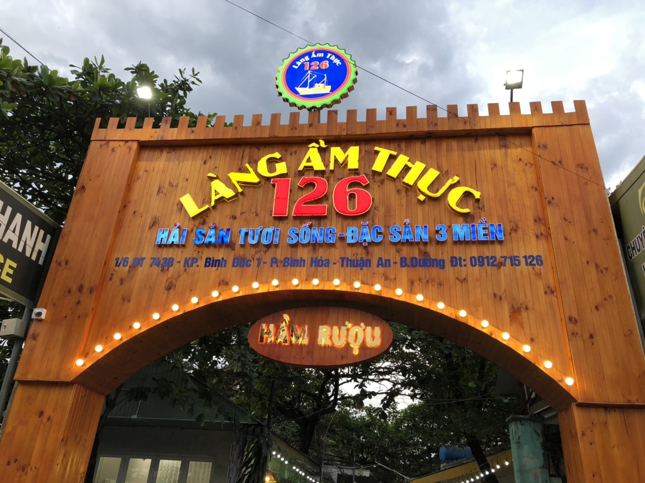 Làng Ẩm Thực 126 – Tiệc trọn gói, không gian rộng