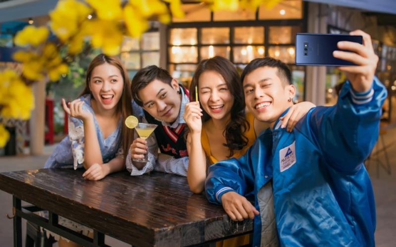 Chúc Tết cho bạn bè ông bà đồng nghiệp