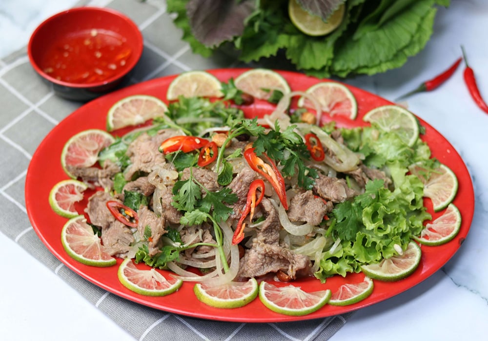 Bò tái chanh
