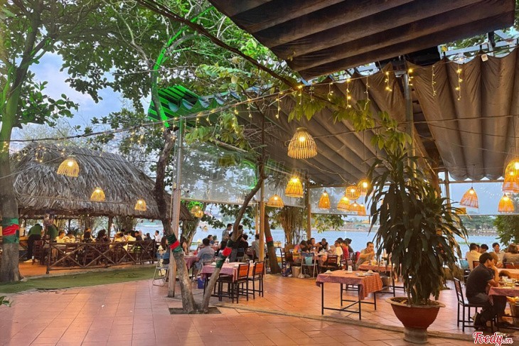 Mekong Quán – Ẩm Thực Sông