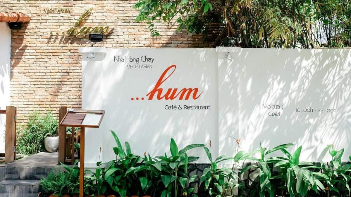 Hum Vegetarian (Hum Café / Hum Garden / Hum Lounge)