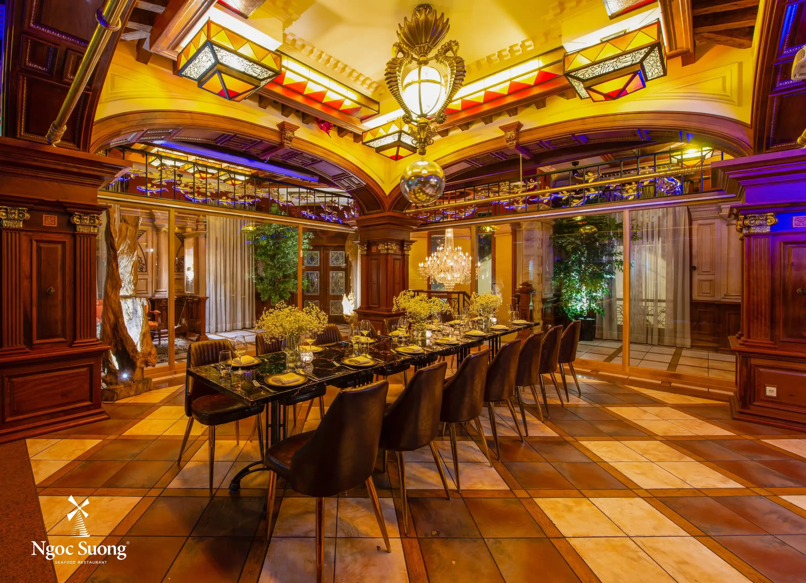 Ngọc Sương Saigon – Nhà hàng hải sản phòng riêng