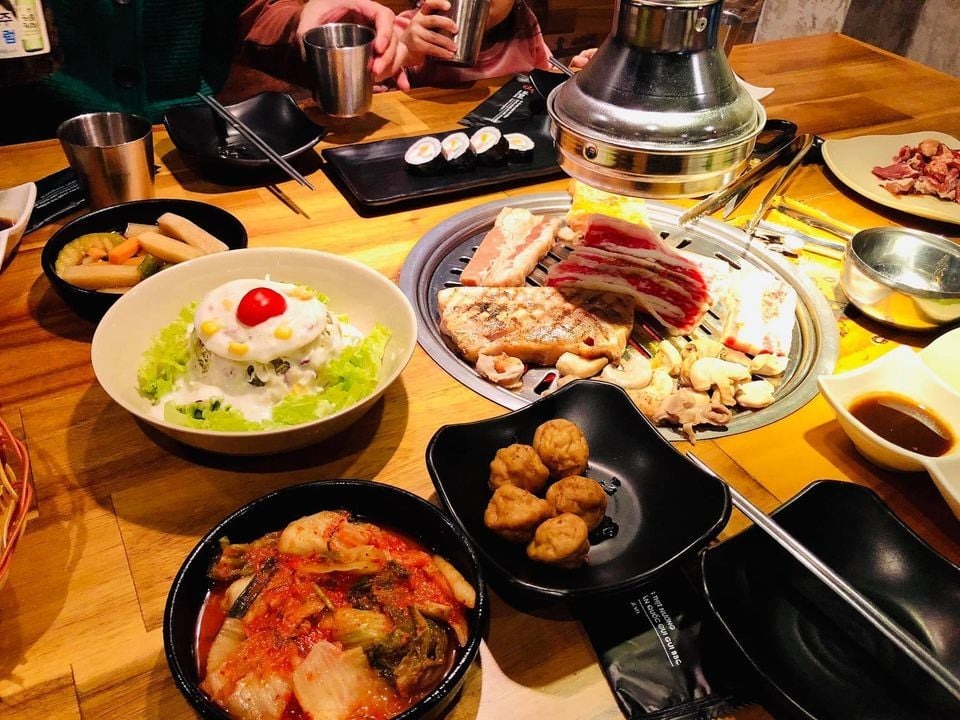 Phủi Quán – Ăn uống dân dã, thoải mái đúng chất Hà Nội