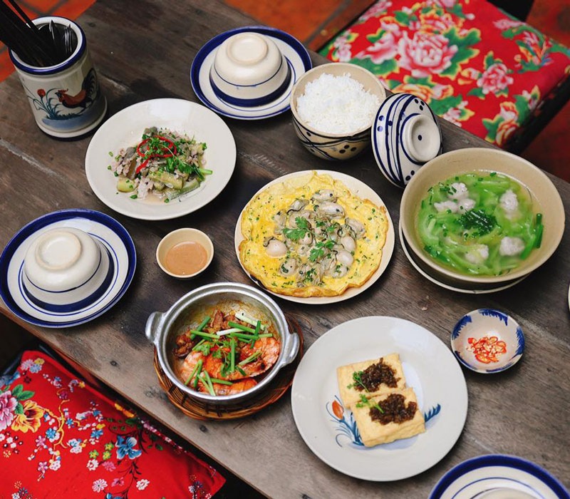 Cơm Nhà Tú – Hương vị cơm nhà chuẩn Việt