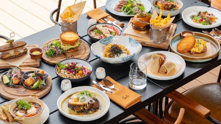 Sol Kitchen & Bar – Sắc màu Mỹ Latin