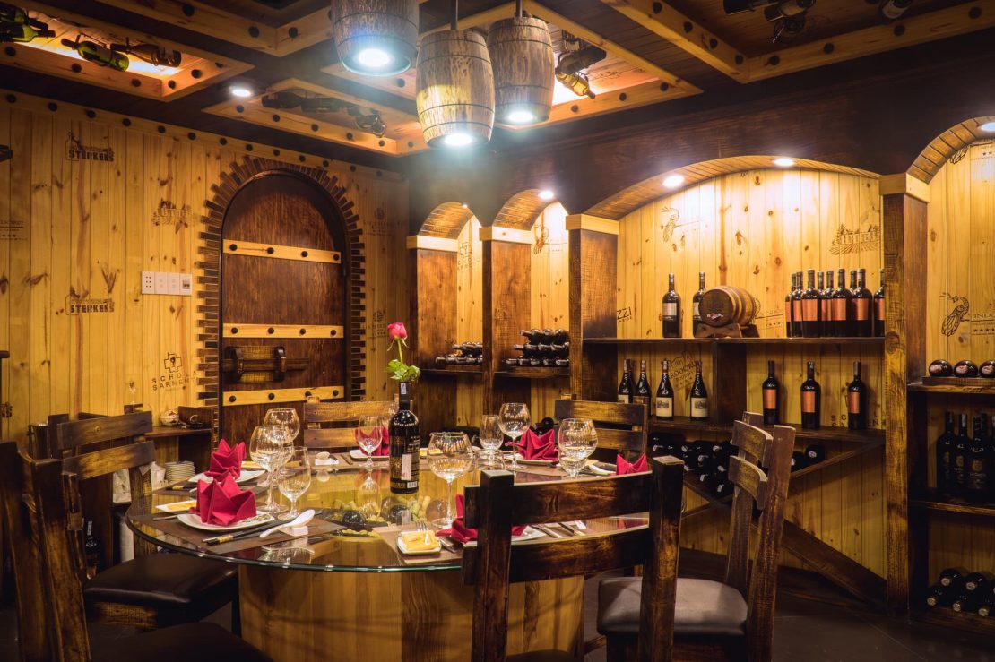 Hầm Rượu Euro Night