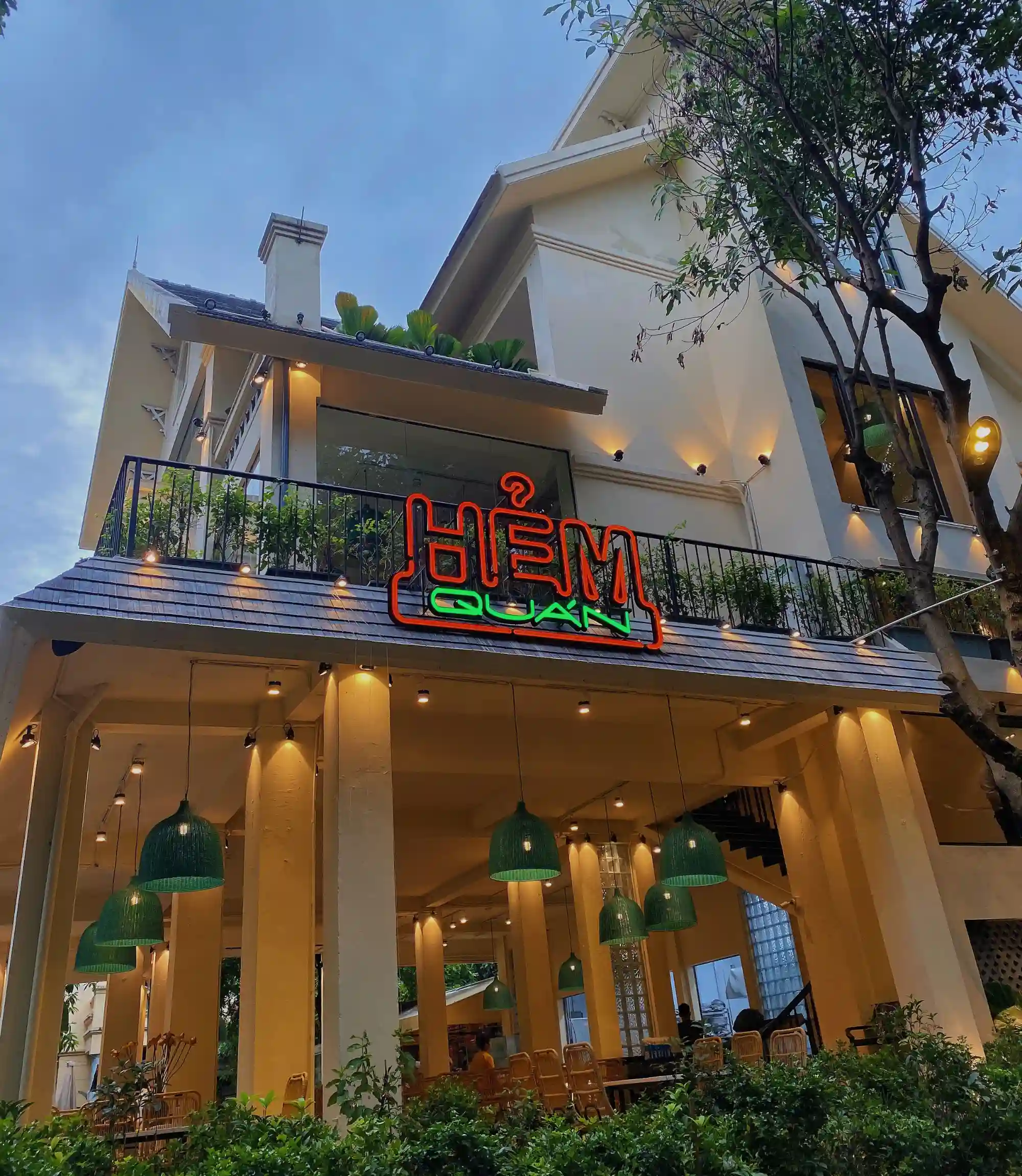 Hẻm Quán – Quán nhậu dễ ngồi, món quen