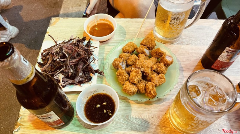 Khánh Râu – Quán nhậu vỉa hè Hà Nội giá rẻ