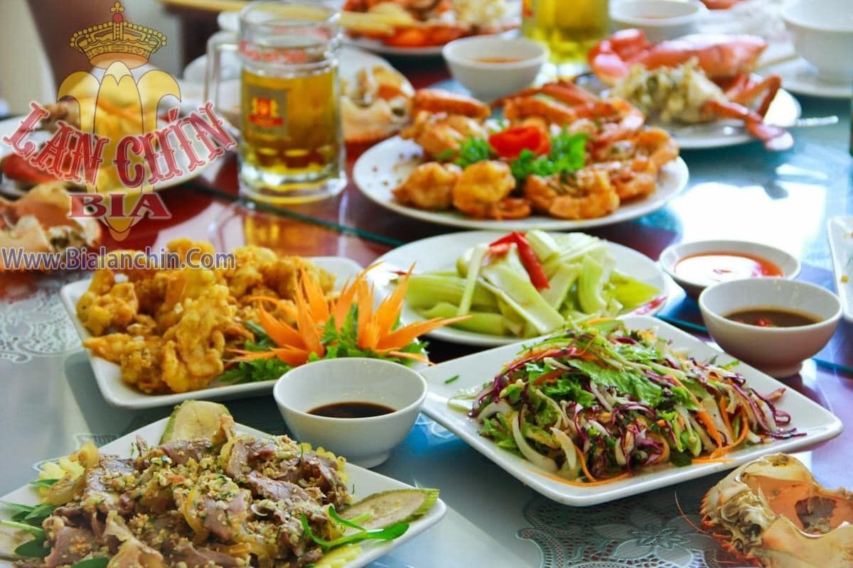 Bia Lan Chín – Quán nhậu vỉa hè phố cổ Hà Nội