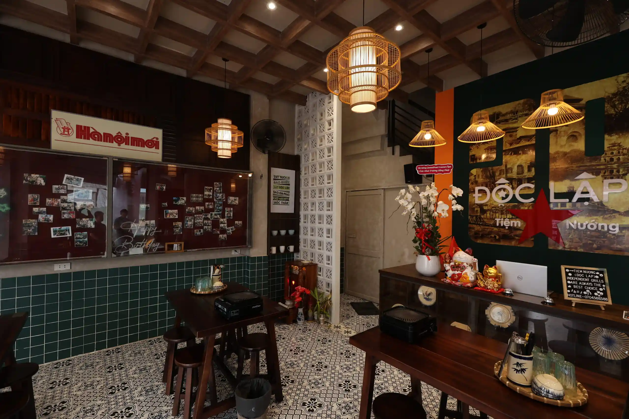 Không gian Tiệm Nướng Độc Lập