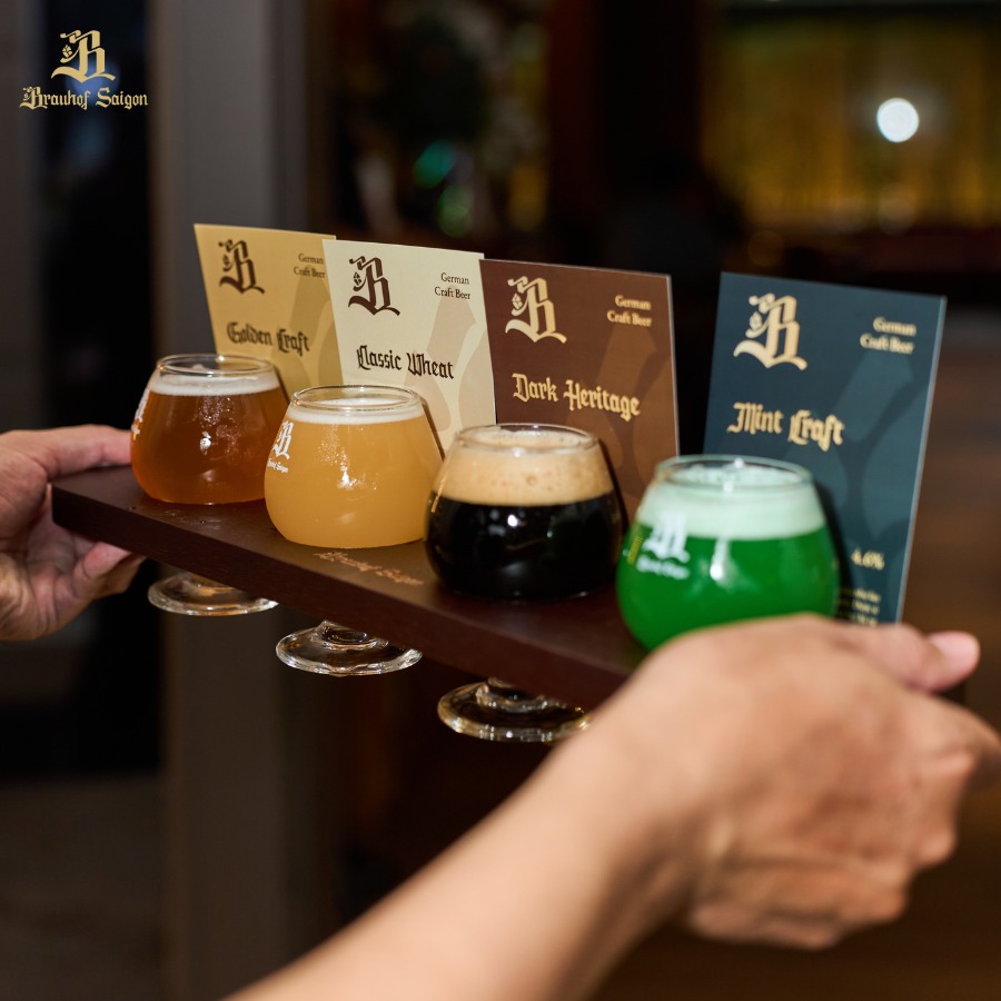 trải nghiệm các loại bia của Brauhof Saigon