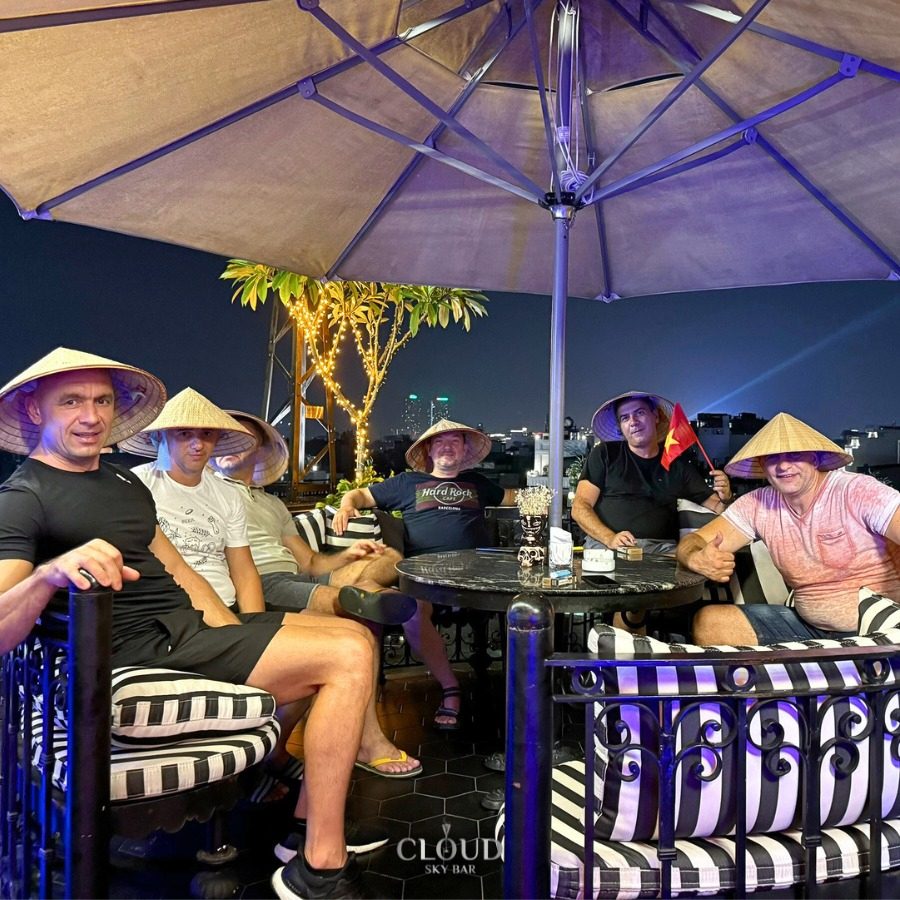 Cloud Sky Bar Hà Nội – Điểm Đến Của Những Kẻ Mộng Mơ Giữa Lòng Phố Cổ