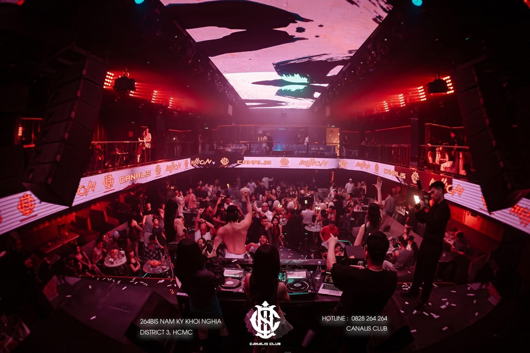 11:11 Club – Thánh đường của các Raver
