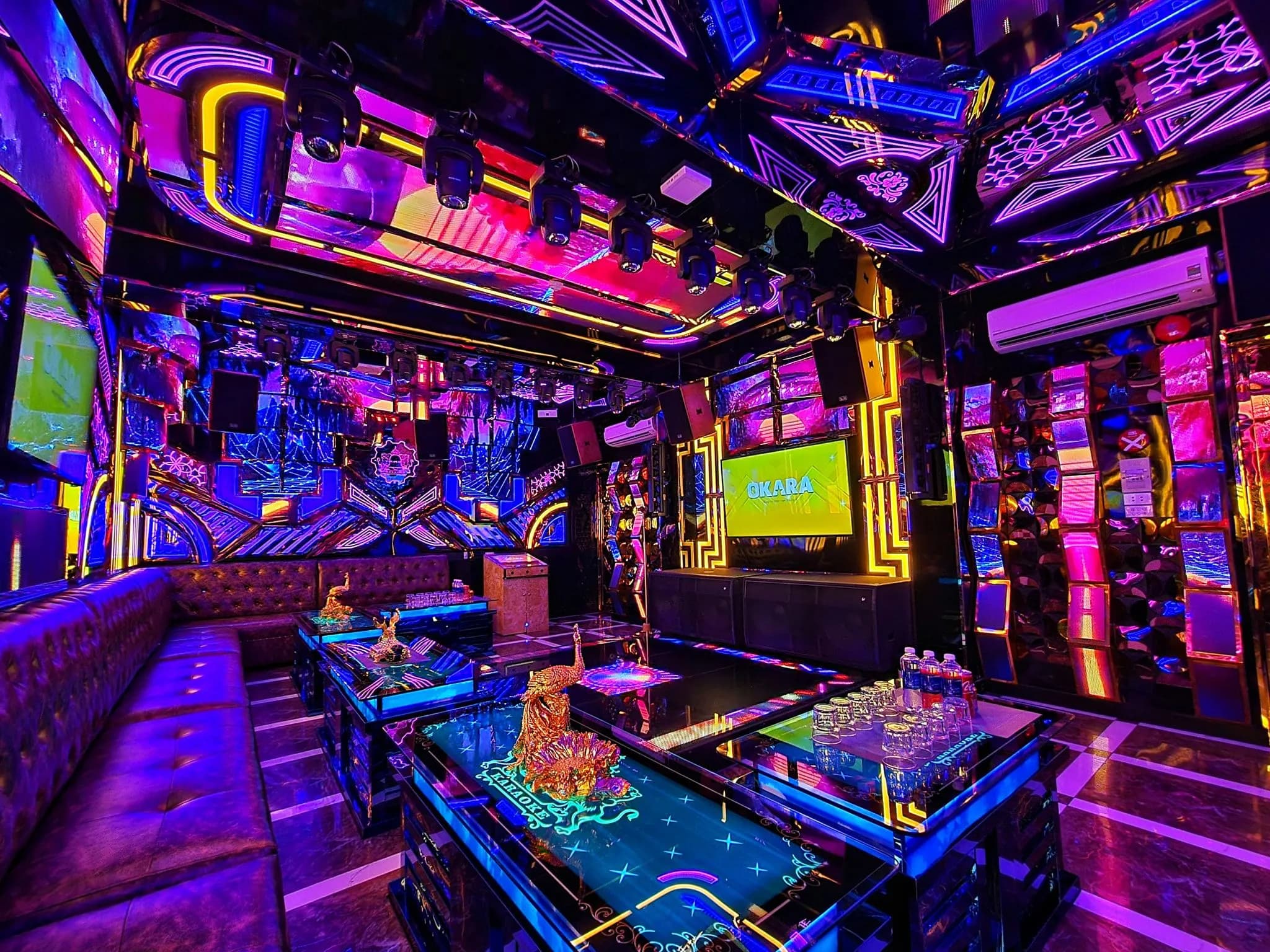Karaoke Golden Bell – Điểm hẹn sang trọng tại Quận 12