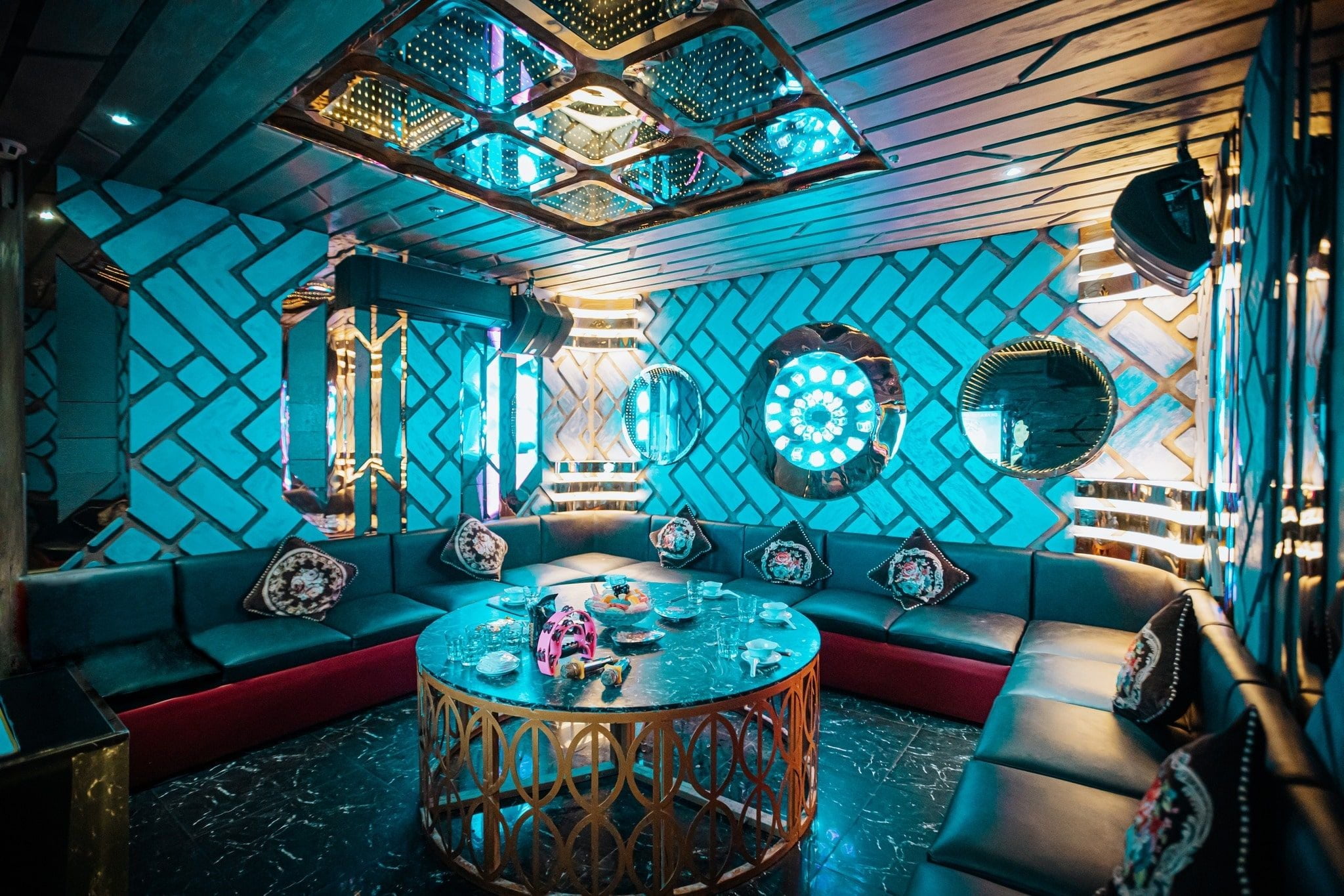 Karaoke Kingdom – Đỉnh cao của sự sang trọng và sôi động