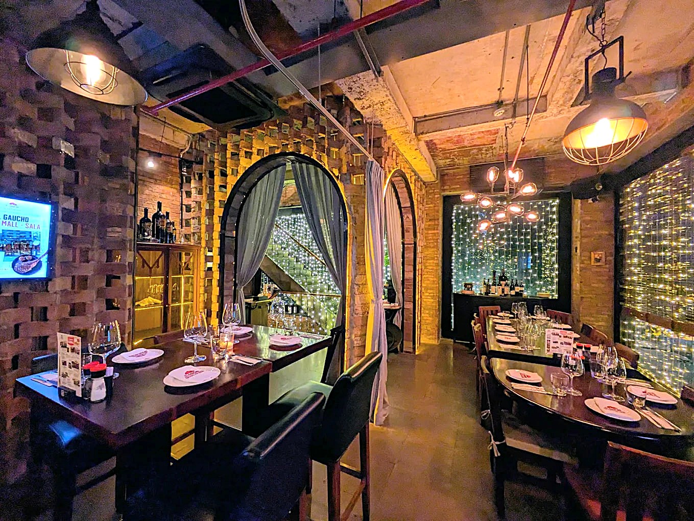 Nhà Hàng Hầm Rượu El Gaucho - Hai Bà Trưng
